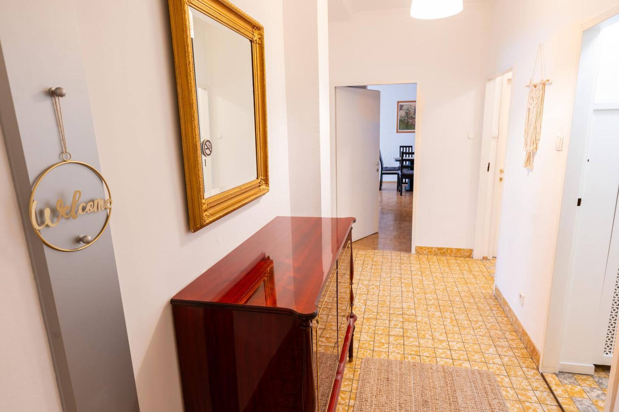 Central Living Apartment Opera فيينا المظهر الخارجي الصورة